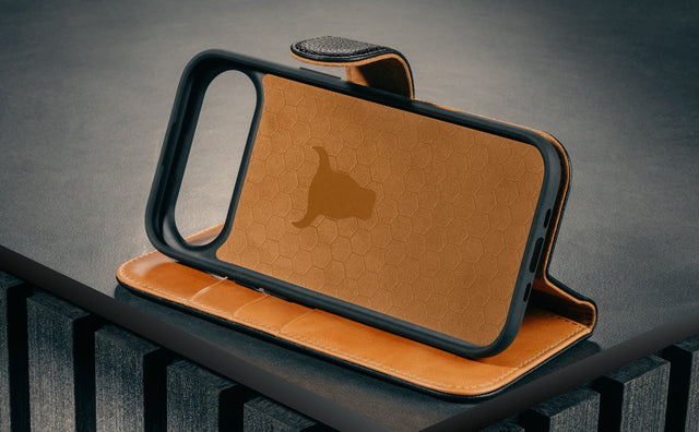 iPhone 17 Air Leather Case (with Detachable Cover & MagSafe Compatible) Feature Focus