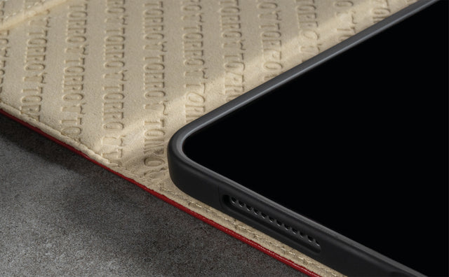 iPad Air Leather Case (5th & 4th Gen) Feature Focus