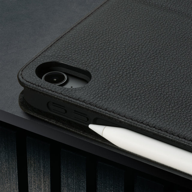 Camera cutout on the Black Leather Case for iPad Air 11