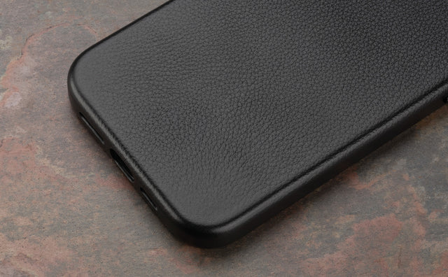 iPhone 15 Pro Slimline Leather Bumper Case (MagSafe Compatible) Feature Focus