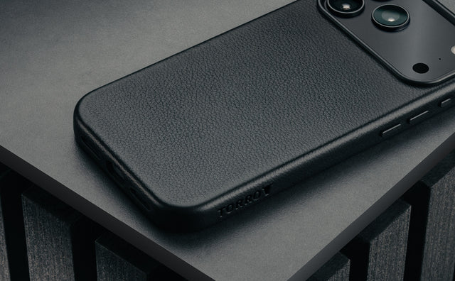 iPhone 17 Pro Leather Bumper Case (MagSafe Compatible) Feature Focus