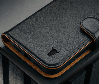 Black Leather Detachable Case for iPhone 17 Pro