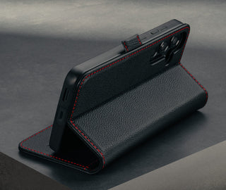 Stand function of the Black with Red Detail Leather Case for Galaxy S25