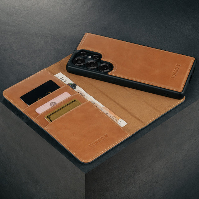 Card slots and cover of the Blue Nubuck Leather Detachable Case for Galaxy S25 Ultra